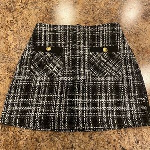 Black and white plaid skirt